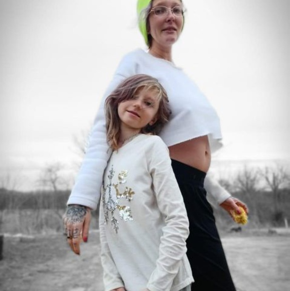 Meet your Posher, Kayla - Picture 1 of 1